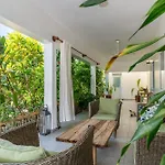 Jambiani Residence